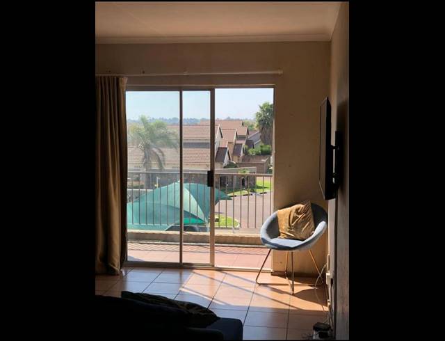 2 BEDROOM PROPERTY TO RENT IN SONNEVELD
